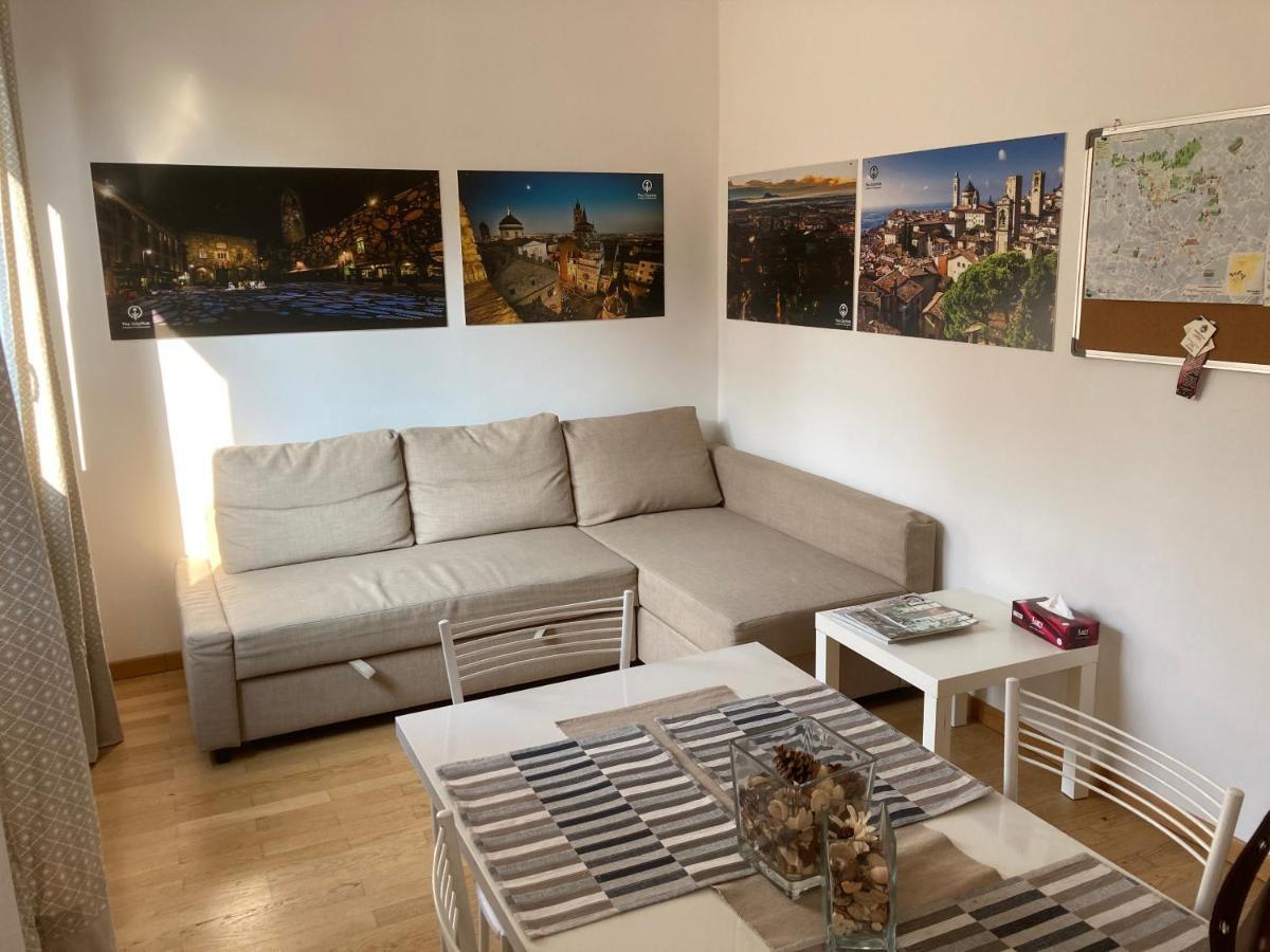 The Little House In Bergamo Apartment ภายนอก รูปภาพ